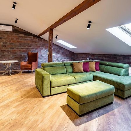 Romari Apartment Вірменська 利沃夫 外观 照片