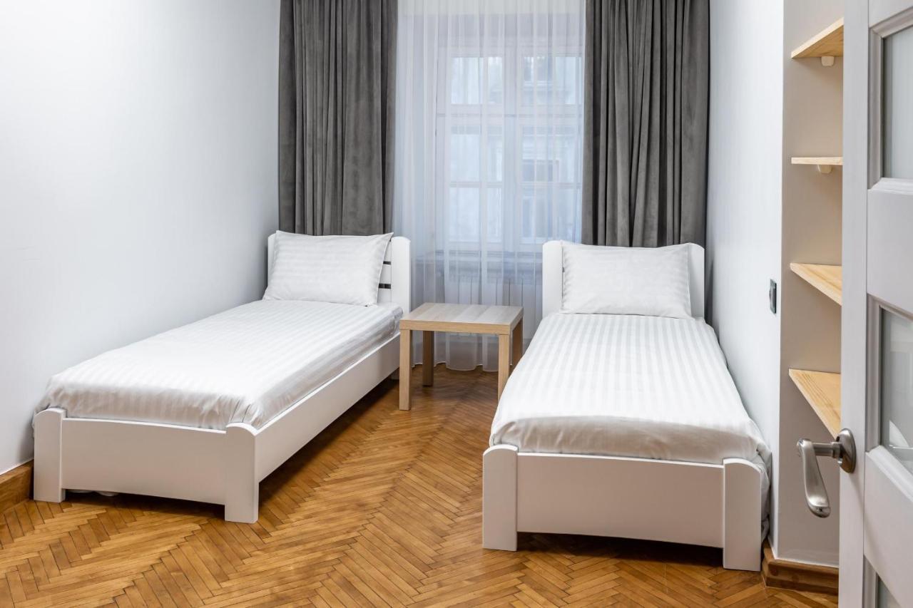 Romari Apartment Вірменська 利沃夫 外观 照片